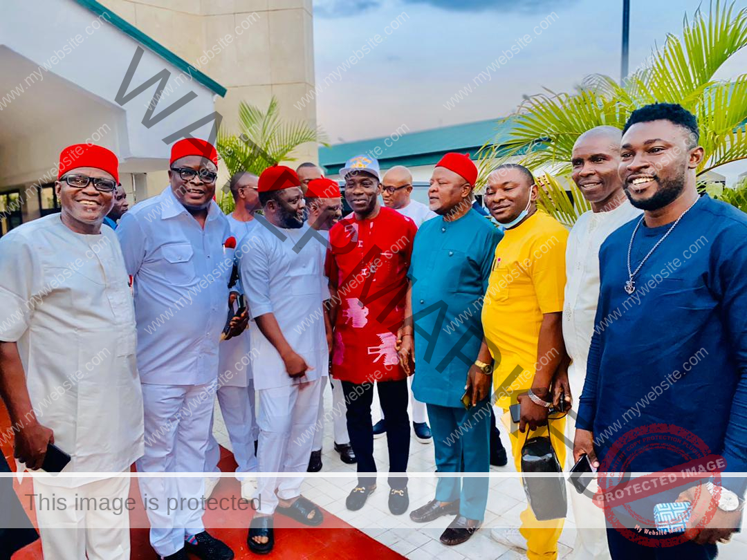 IGBO-UKWU-STAKEHOLDERS-PAY-COURTESY-VISIT-TO-ANAMBRA-STATE-GOVERNOR-4