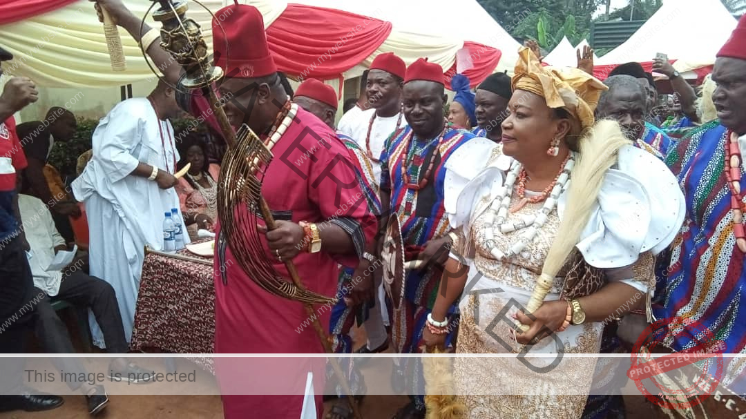 Oji-Palace-Igboukwu-installation-of-Odu111-chief-sir-Namdi-Ifeakor-4