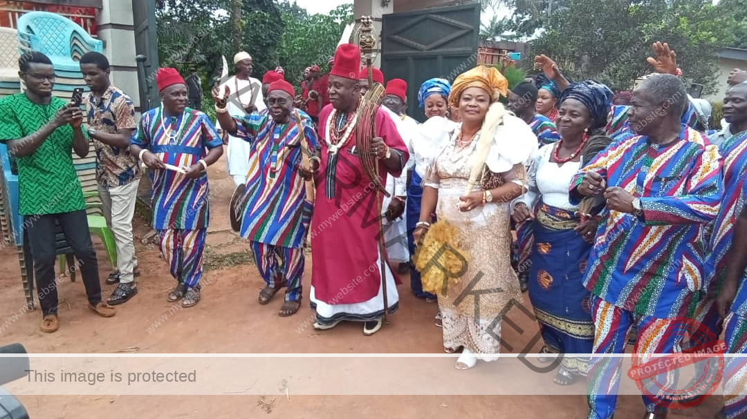 Oji-Palace-Igboukwu-installation-of-Odu111-chief-sir-Namdi-Ifeakor-5